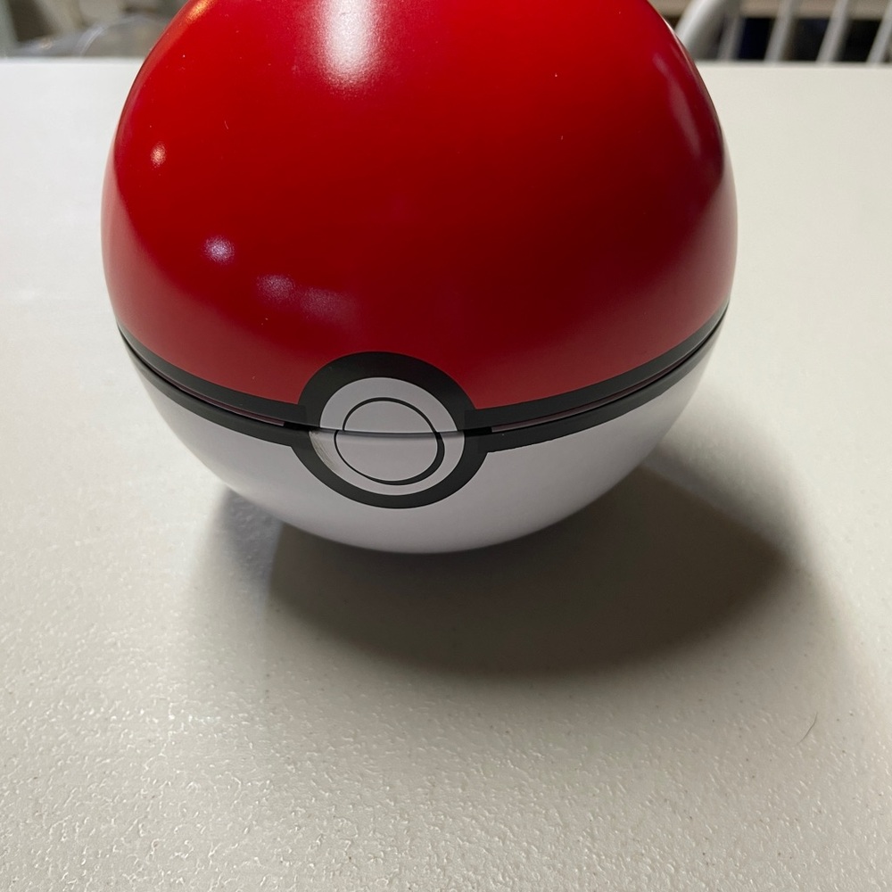 Pokémon Red and White Poké Ball Toy